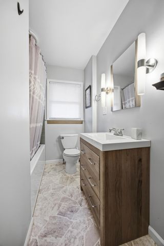 1621 17th Street S, Moorhead, MN 56560