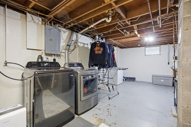 1621 17th Street S, Moorhead, MN 56560