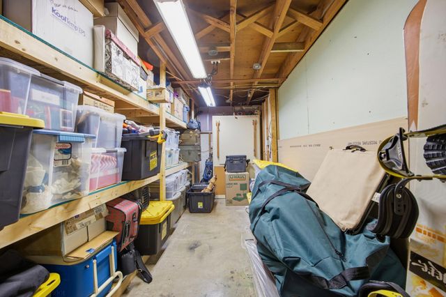 1621 17th Street S, Moorhead, MN 56560