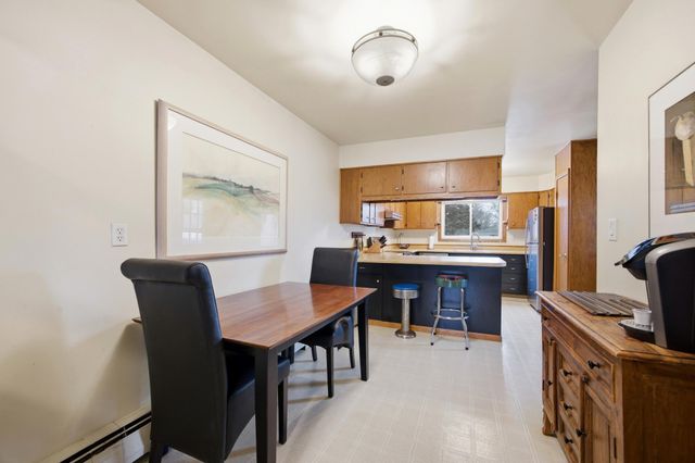 1621 17th Street S, Moorhead, MN 56560