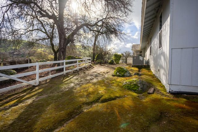 16021 Cattle Drive, Springville, CA 93265
