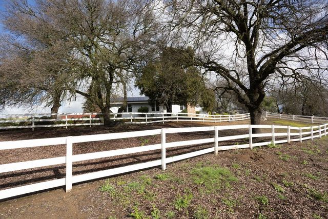 16021 Cattle Drive, Springville, CA 93265