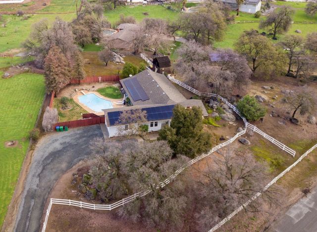 16021 Cattle Drive, Springville, CA 93265