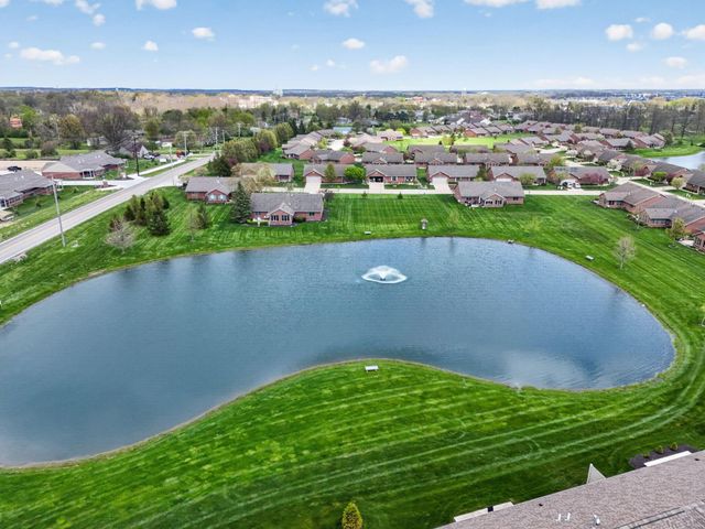 891 Autumn Chase Lane, Marysville, OH 43040