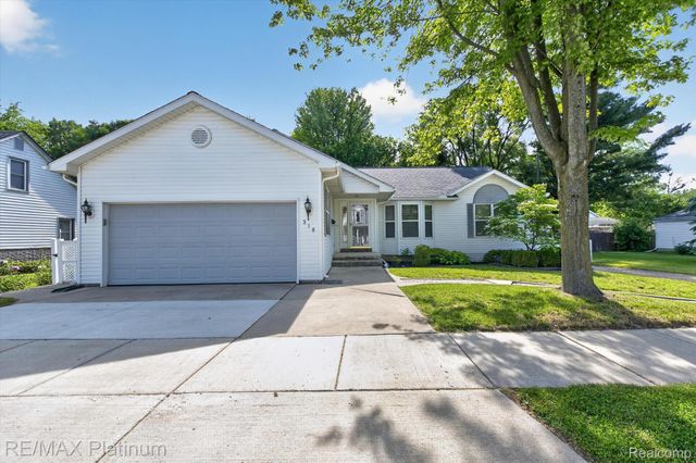 318 N 5th Street, Brighton, MI 48116