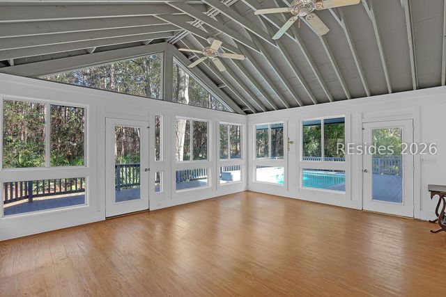 19 Newhall Rd, Hilton Head Island, SC 29928