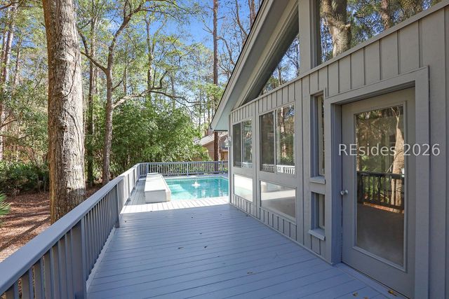 19 Newhall Rd, Hilton Head Island, SC 29928