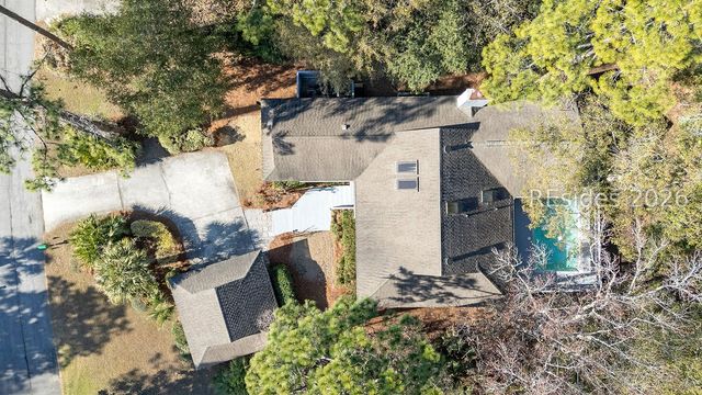 19 Newhall Rd, Hilton Head Island, SC 29928