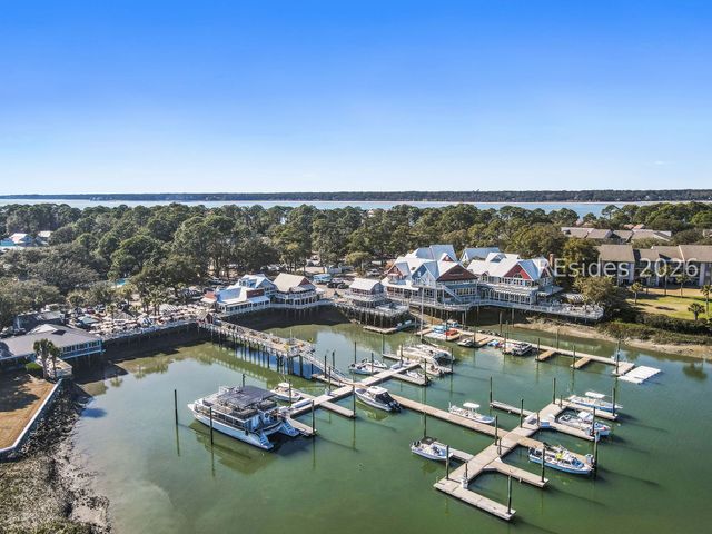 19 Newhall Rd, Hilton Head Island, SC 29928