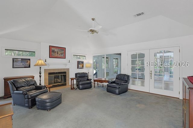 19 Newhall Rd, Hilton Head Island, SC 29928