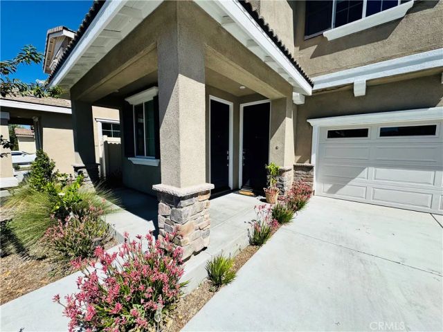 689 Carnation, San Jacinto, CA 92583