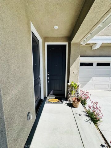689 Carnation, San Jacinto, CA 92583