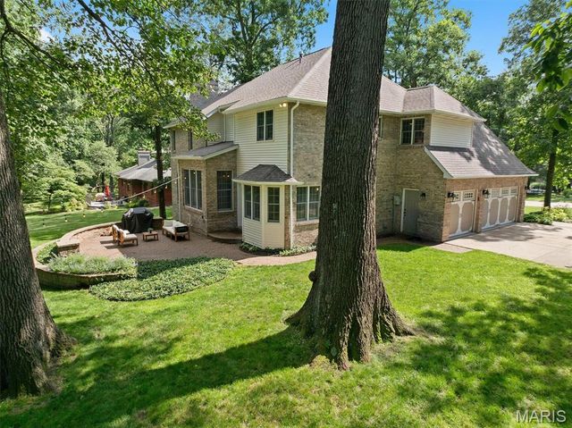 3627 Willoughby Circle, Shiloh, IL 62221