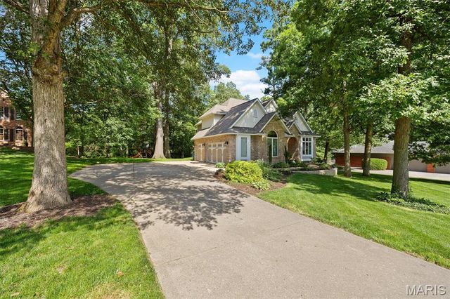 3627 Willoughby Circle, Shiloh, IL 62221