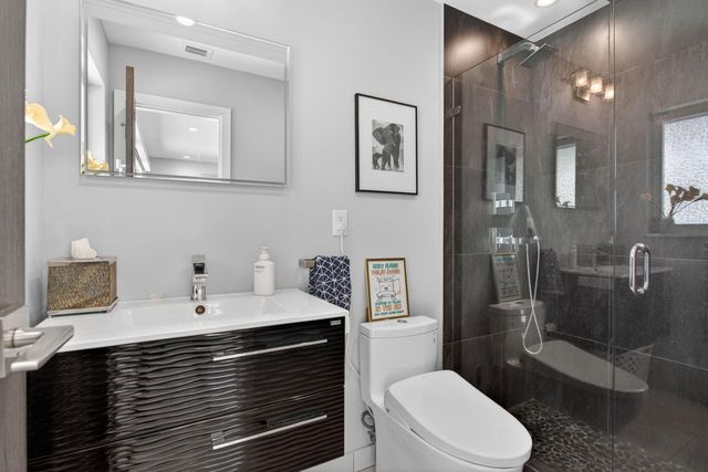 2732 NE 35th Drive, Fort Lauderdale, FL 33308