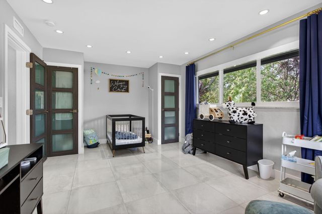 2732 NE 35th Drive, Fort Lauderdale, FL 33308