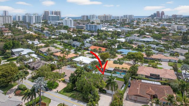 2732 NE 35th Drive, Fort Lauderdale, FL 33308