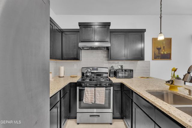 4580 MARK AVIZO Street, El Paso, TX 79938