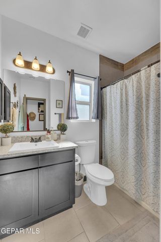 4580 MARK AVIZO Street, El Paso, TX 79938