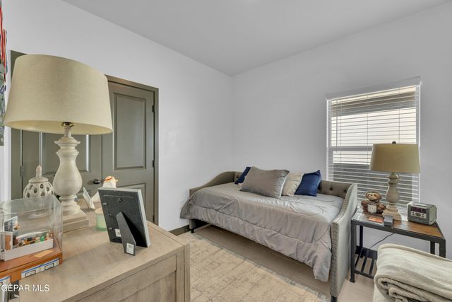 4580 MARK AVIZO Street, El Paso, TX 79938