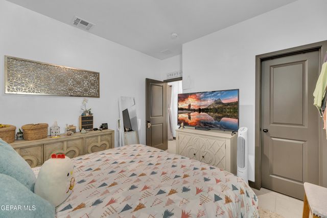 4580 MARK AVIZO Street, El Paso, TX 79938