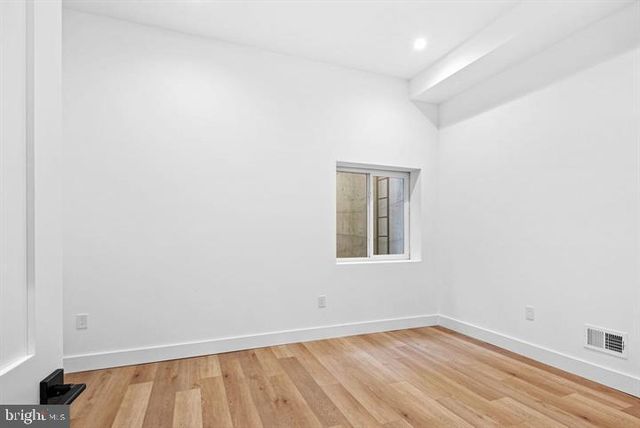 2812 S 9TH ST, Philadelphia, PA 19148