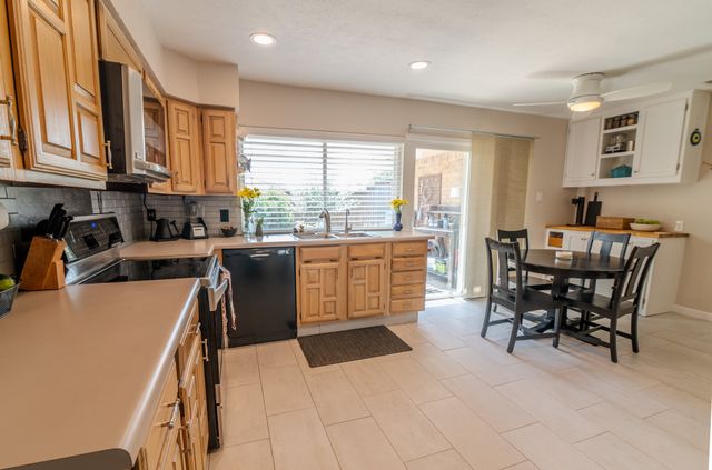 5209 Pruitt Drive, The Colony, TX 75056