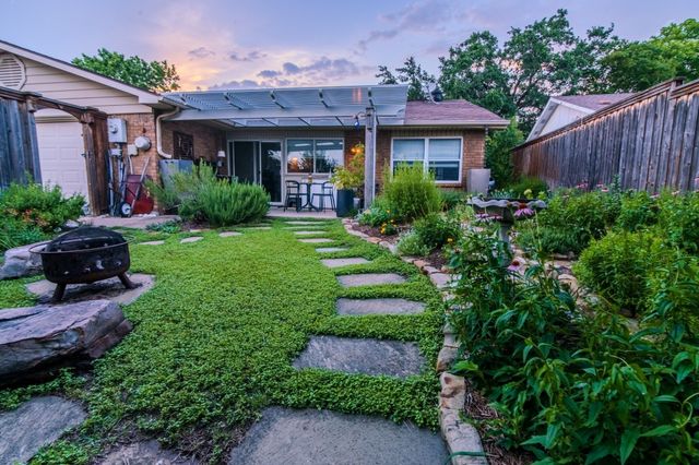 5209 Pruitt Drive, The Colony, TX 75056