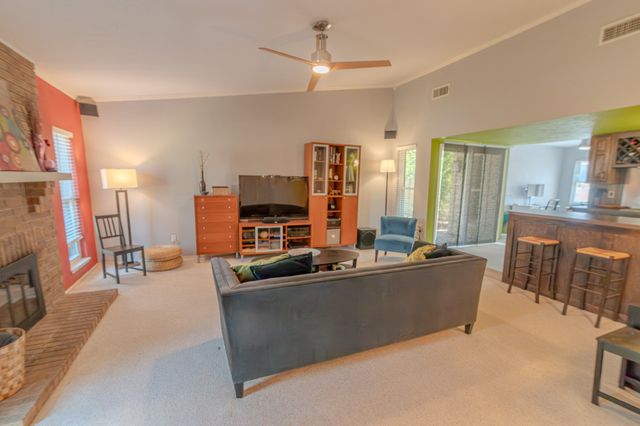 5209 Pruitt Drive, The Colony, TX 75056