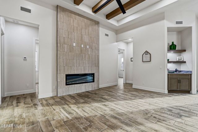 416 PLATEAU Drive, Socorro, TX 79927
