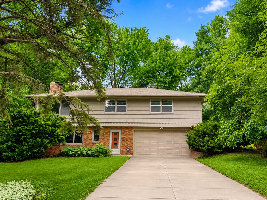 5104 Abercrombie Drive, Edina, MN 55439 — exterior