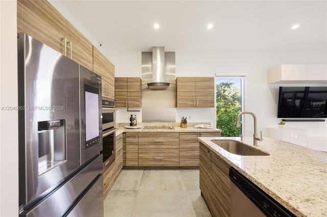 3655 SW 25th Street 3655, Miami, FL 33133