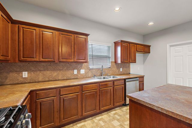 513 Friendship CV, Leander, TX 78641