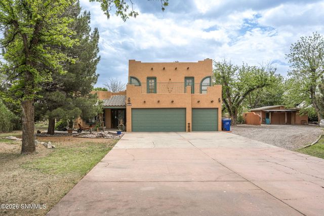 1461 W Brown Road, Las Cruces, NM 88005