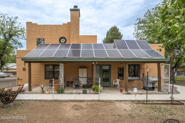 1461 W Brown Road, Las Cruces, NM 88005