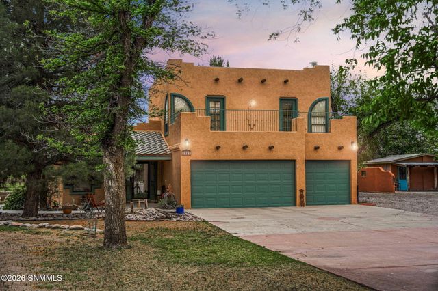 1461 W Brown Road, Las Cruces, NM 88005