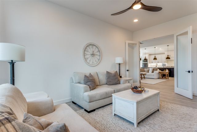 10440 Gray Hills Drive, Fort Worth, TX 76126