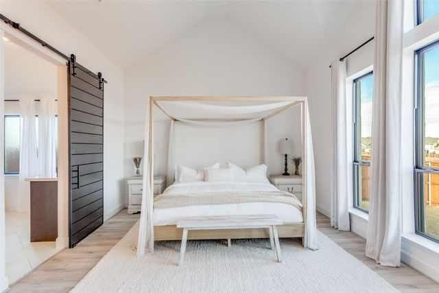 10440 Gray Hills Drive, Fort Worth, TX 76126