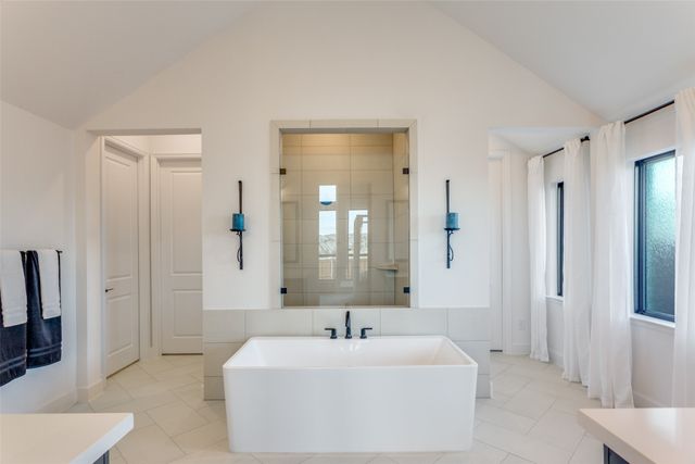 10440 Gray Hills Drive, Fort Worth, TX 76126