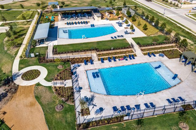 10440 Gray Hills Drive, Fort Worth, TX 76126