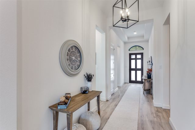 10440 Gray Hills Drive, Fort Worth, TX 76126