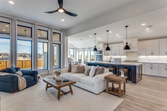 10440 Gray Hills Drive, Fort Worth, TX 76126