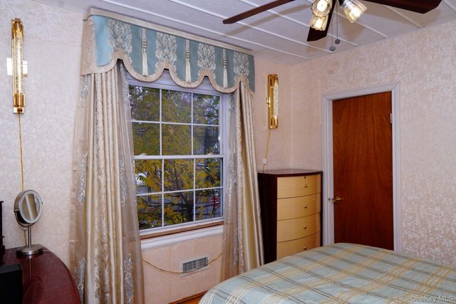 230 Lindenwood Road, Staten Island, NY 10308