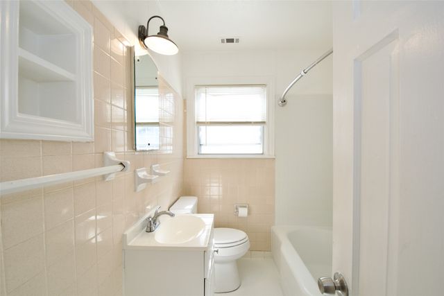 1224 ASHLEMAN Street, Bellmead, TX 76705