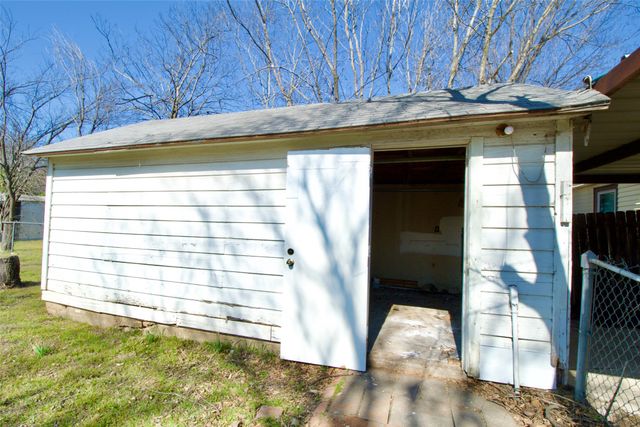 1224 ASHLEMAN Street, Bellmead, TX 76705