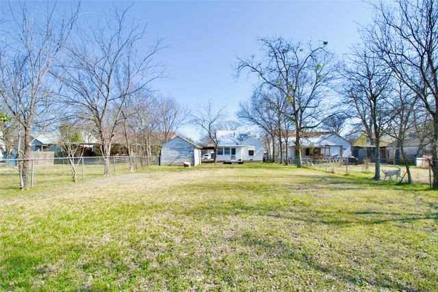 1224 ASHLEMAN Street, Bellmead, TX 76705