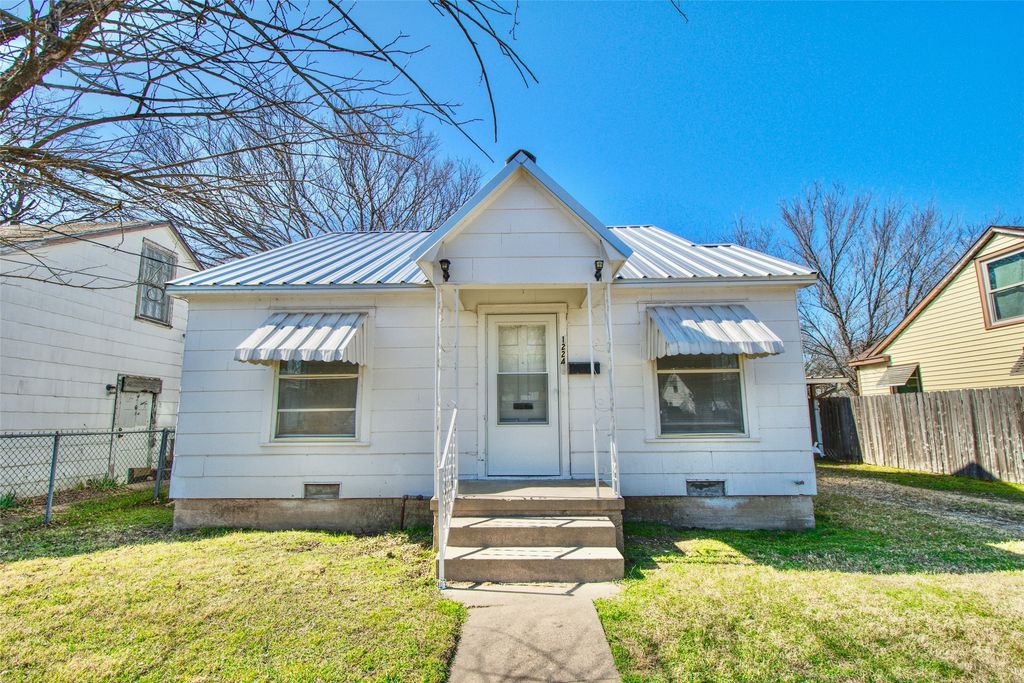 1224 ASHLEMAN Street, Bellmead, TX 76705