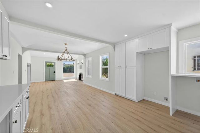 7611 S Hobart, Los Angeles, CA 90047
