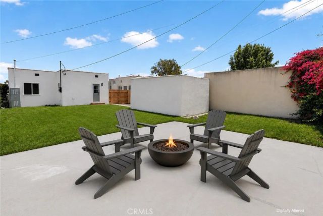 7611 S Hobart, Los Angeles, CA 90047