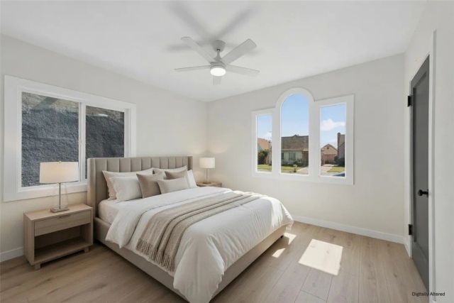 7611 S Hobart, Los Angeles, CA 90047